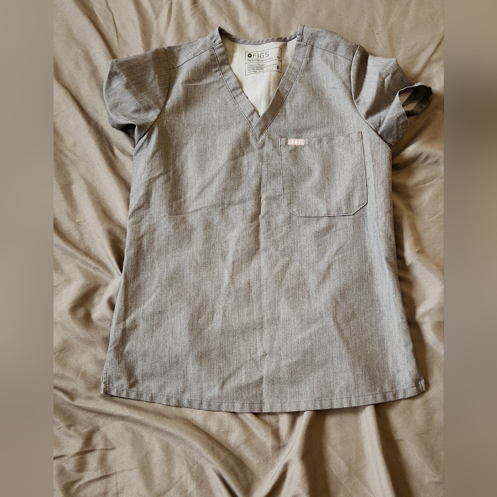 Scrub Set - Picture 4 of 6
